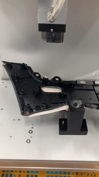 아이앤티 자동차 도어내부 스위치 원단 홀 커팅기